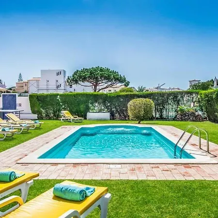 Vila Gale Sleeps 8 Pool Air Con Wifi Patroves